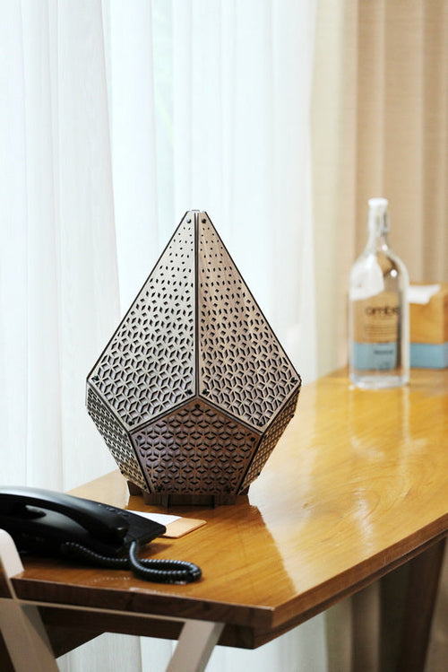 SINAR Tessellate Table Lamp